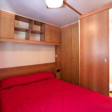 Mobilehomes In Pieve Vecchia - Norditalienische Seen 22044 Manerba del Garda Zewnętrze zdjęcie
